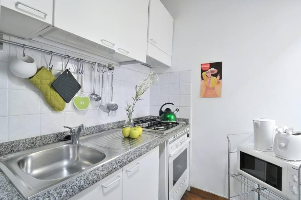 Flat In Trastevere - Rome Villa ภายนอก รูปภาพ