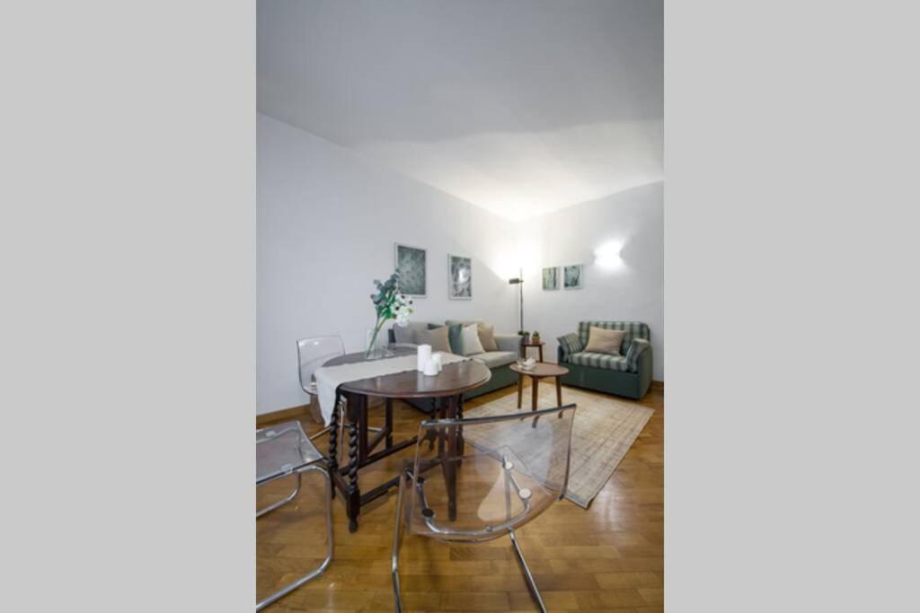 Flat In Trastevere - Rome Villa ภายนอก รูปภาพ