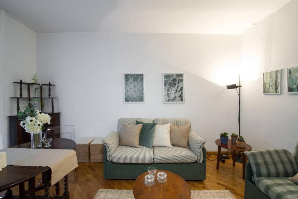 Flat In Trastevere - Rome Villa ภายนอก รูปภาพ
