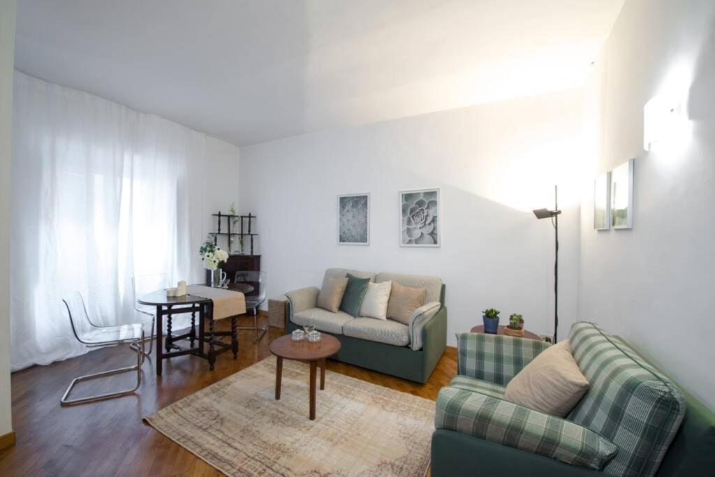 Flat In Trastevere - Rome Villa ภายนอก รูปภาพ