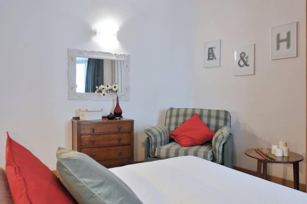 Flat In Trastevere - Rome Villa ภายนอก รูปภาพ